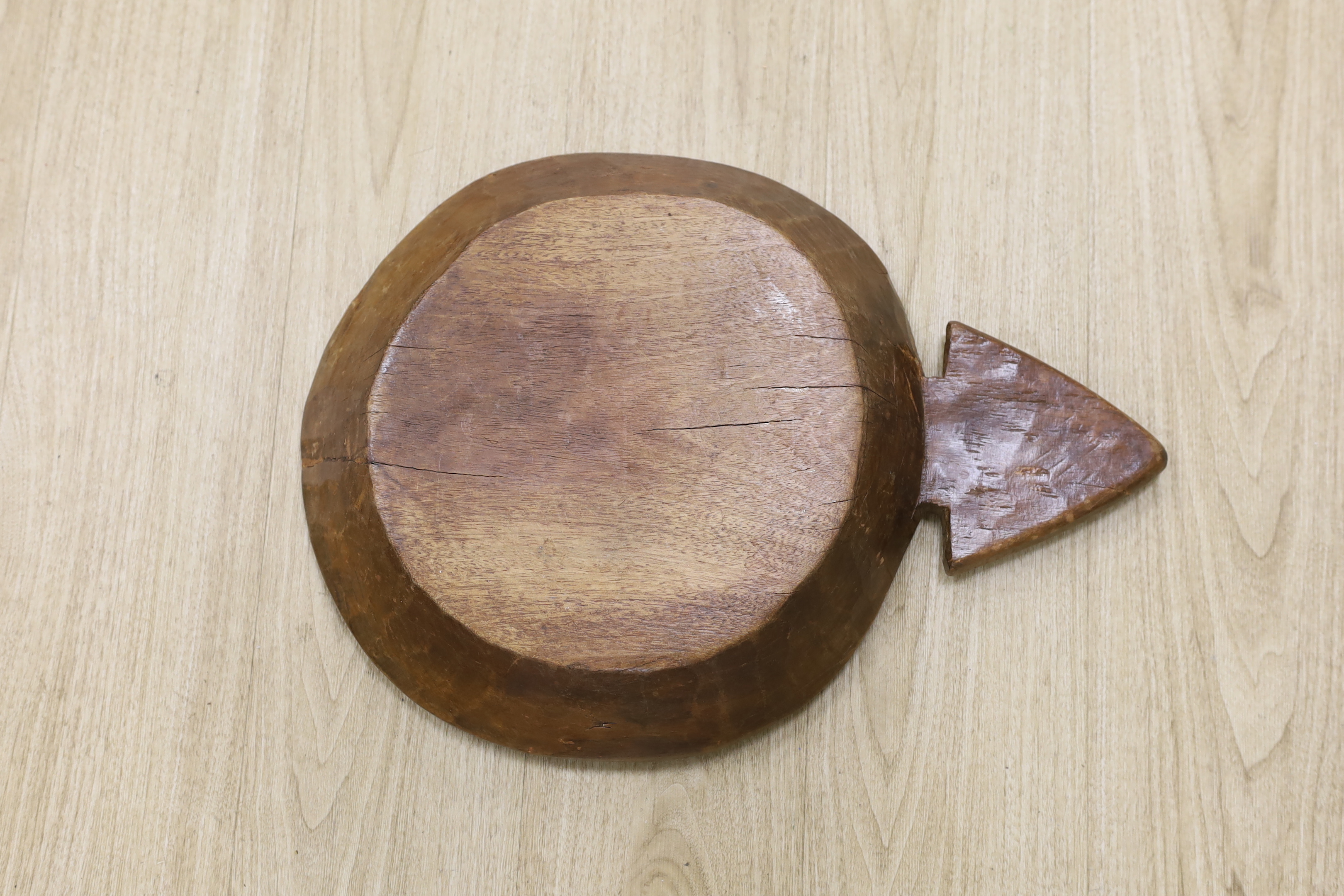 A 19th century elm measure